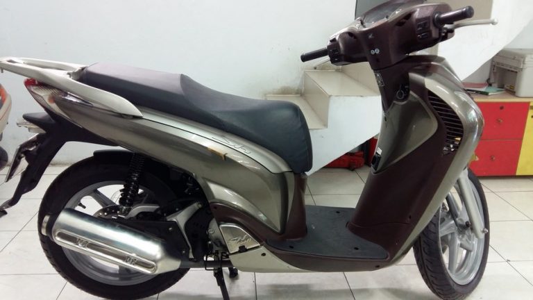 Bán xe SH Frist Class 150i nhập Ý đời 2012-0