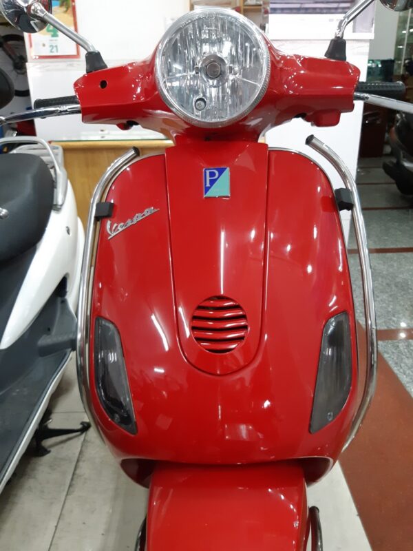 Bán xe Piagio Vespa 150 nhập đời 2011 - BS 39539-6161