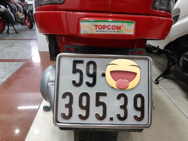 Bán xe Piagio Vespa 150 nhập đời 2011 - BS 39539-6162